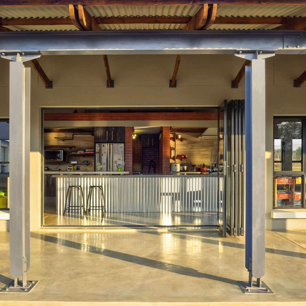 House Gavin And Niqui